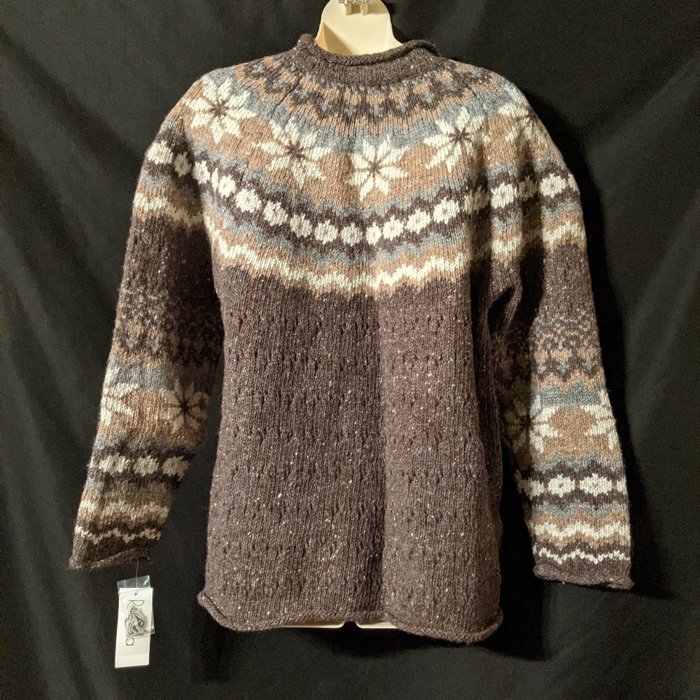 NWT sweater - Picture 2 of 6